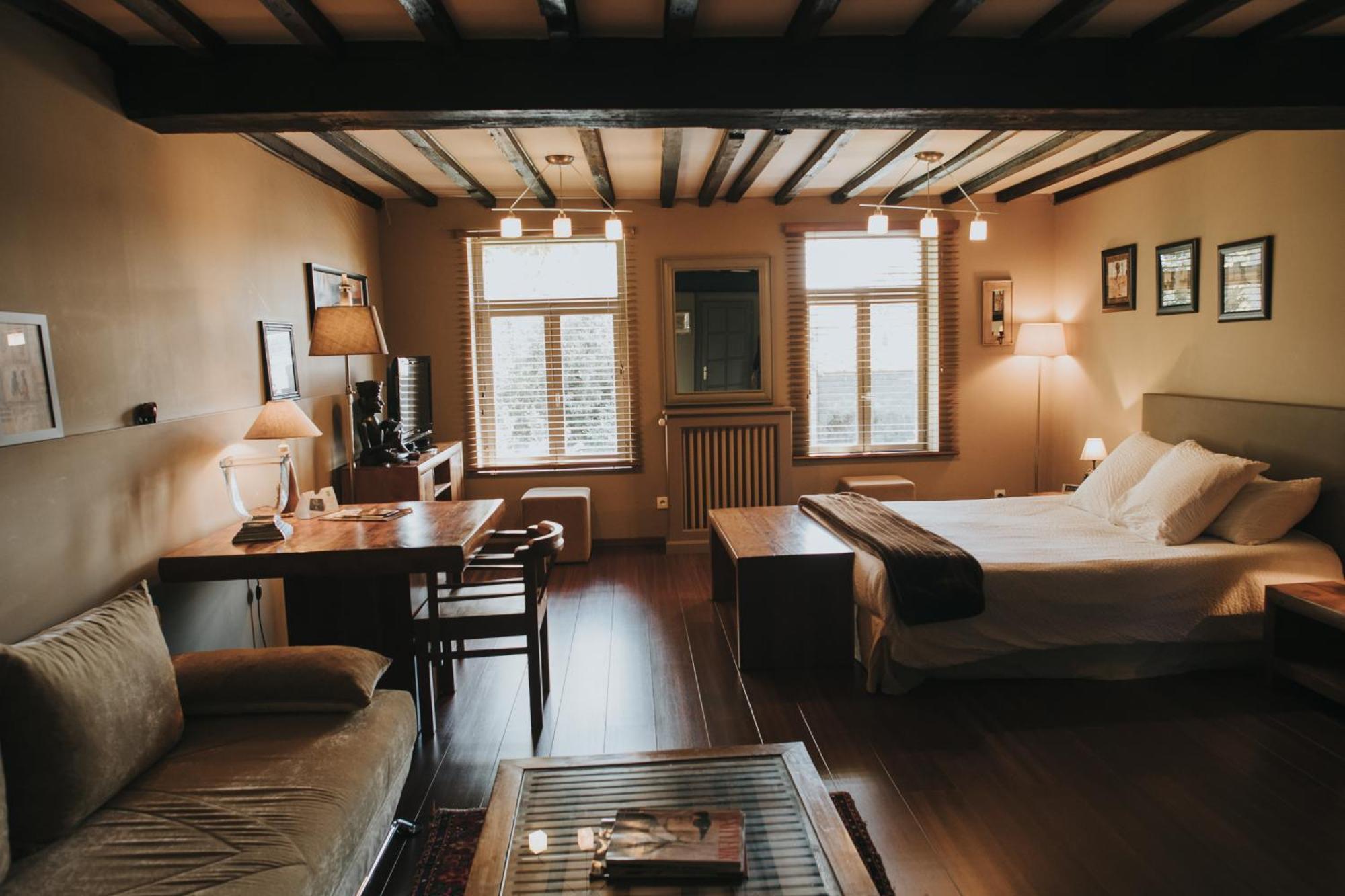 Logis Hotel-Restaurant - Le Moulin D'Artres Экстерьер фото